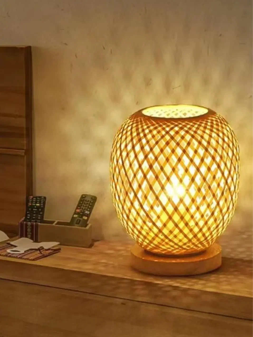 Lampe de chevet Bambou <br> forme Sphère solampe.com
