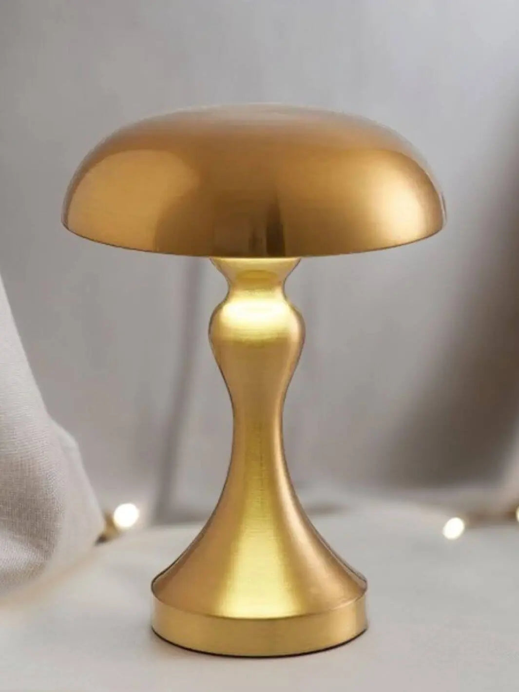 Lampe de chevet Vintage <br> Design Elégant doré solampe.com