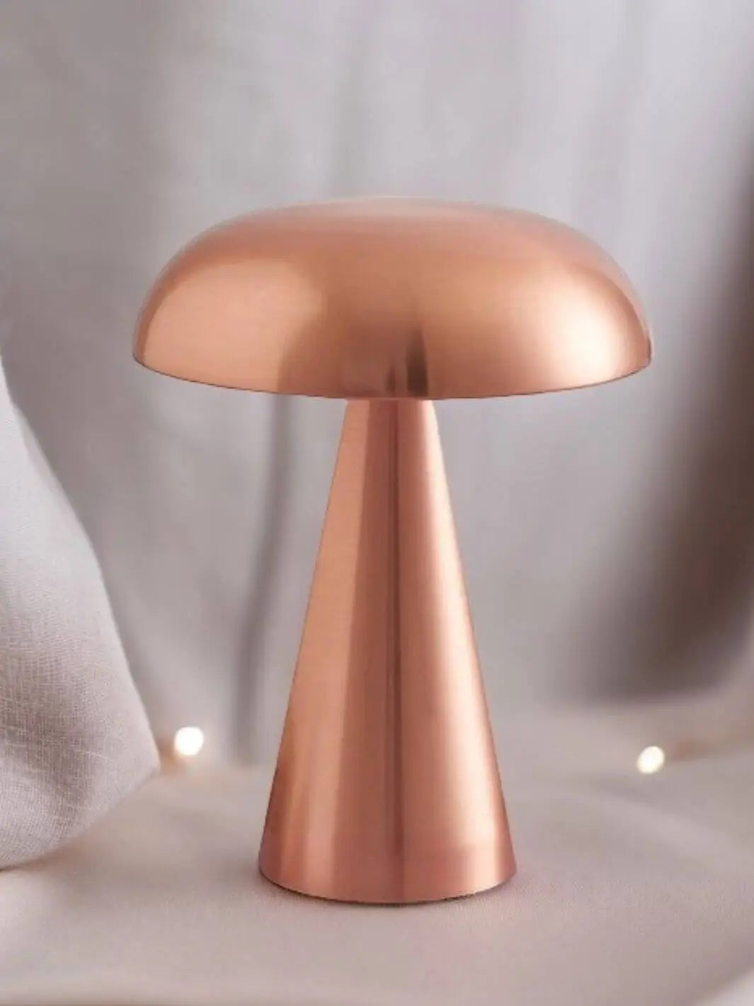 Lampe de chevet Vintage <br> Le Dôme d'or rose solampe.com