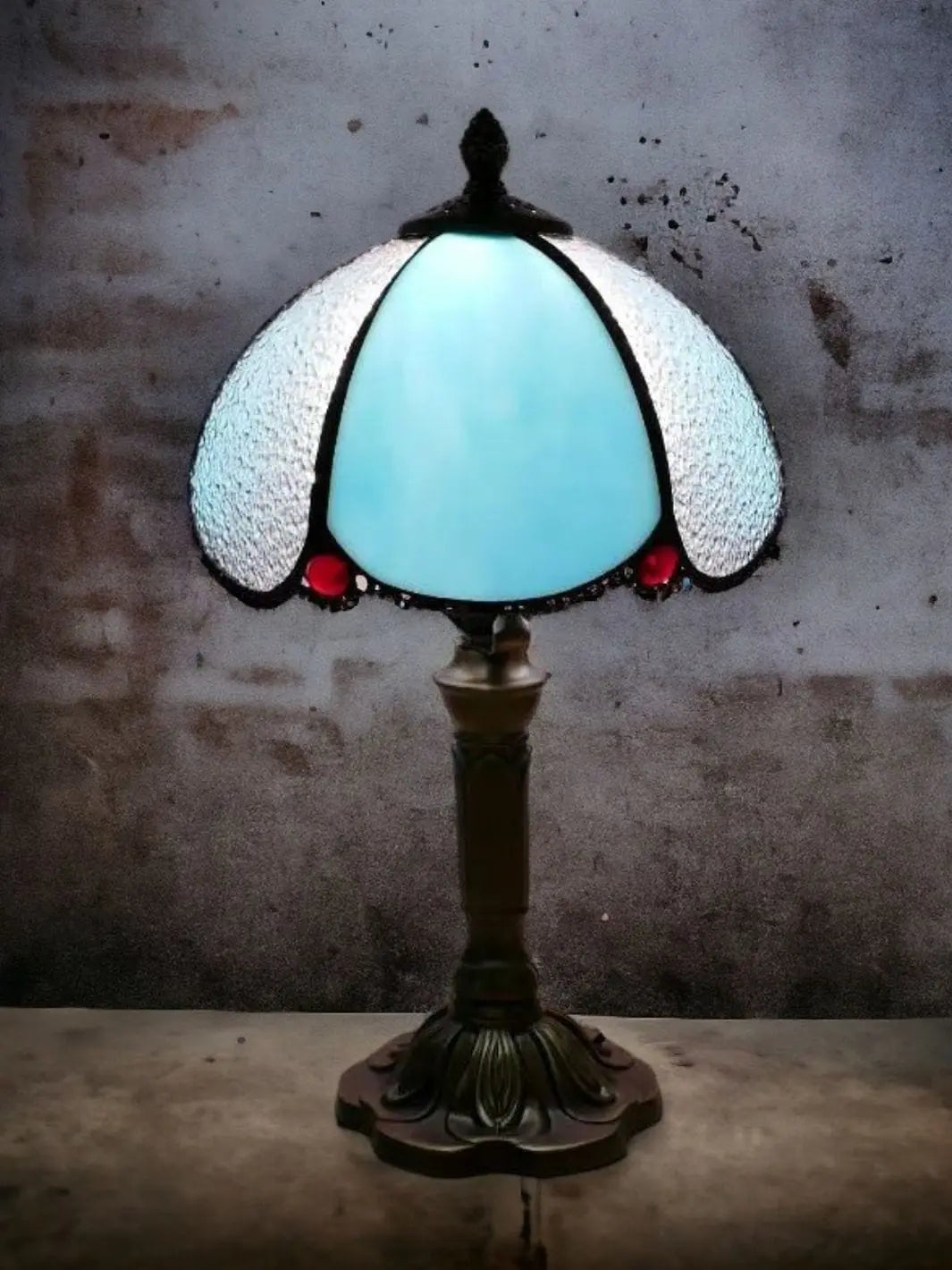 Lampe de chevet <br> la Fleur Bleue solampe.com